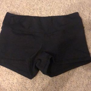 Fleo black shorts
